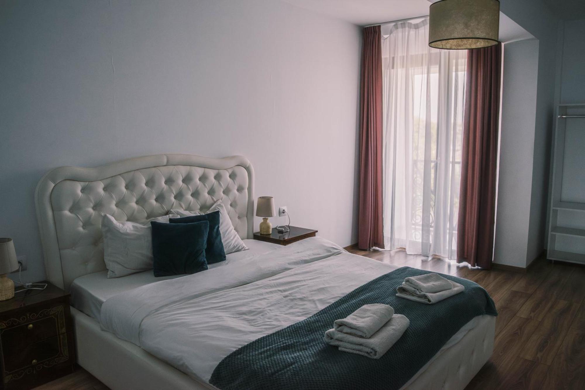Buhay Osanu Bed & Breakfast Satu Mare Exterior photo