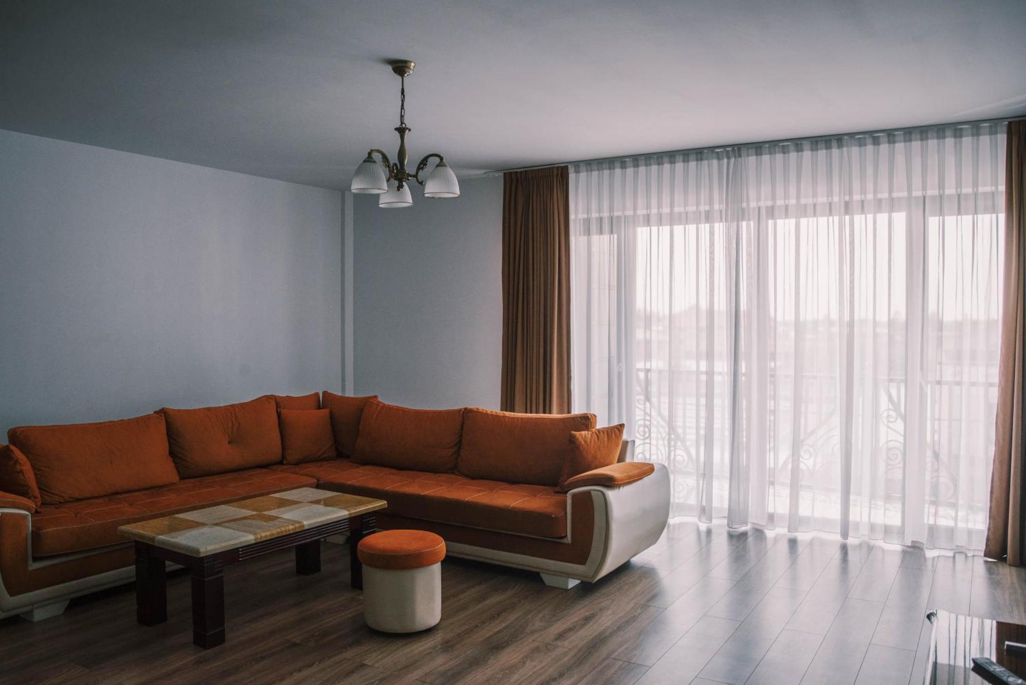 Buhay Osanu Bed & Breakfast Satu Mare Exterior photo